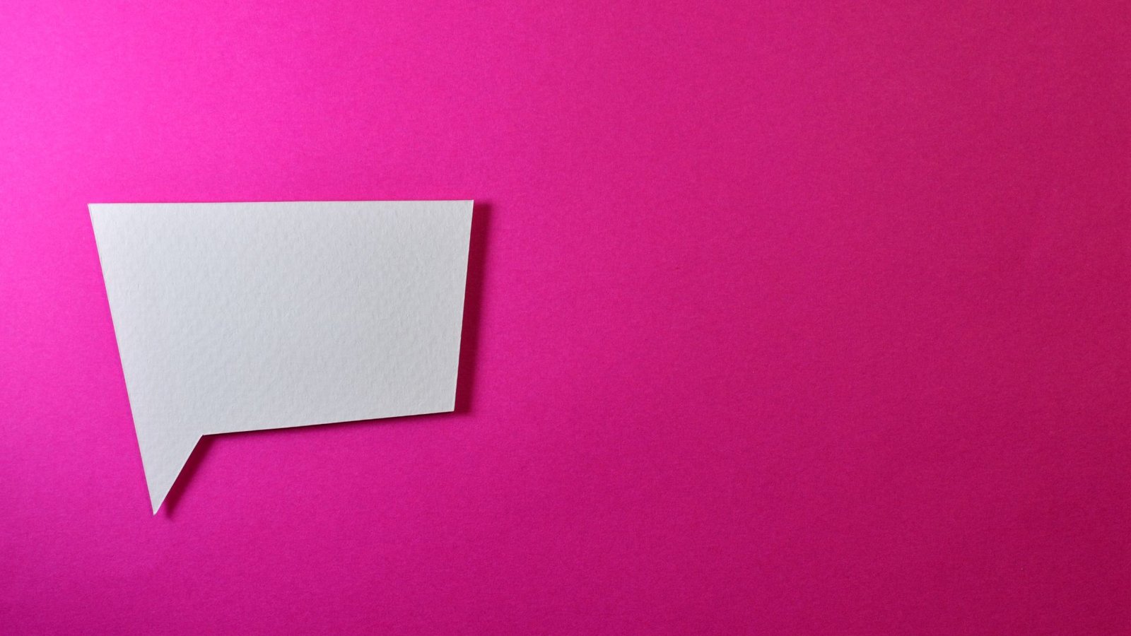 Transforme suas descrições de imóveis em ferramentas de venda! Aprenda a usar palavras que encantam e atraem potenciais compradores.